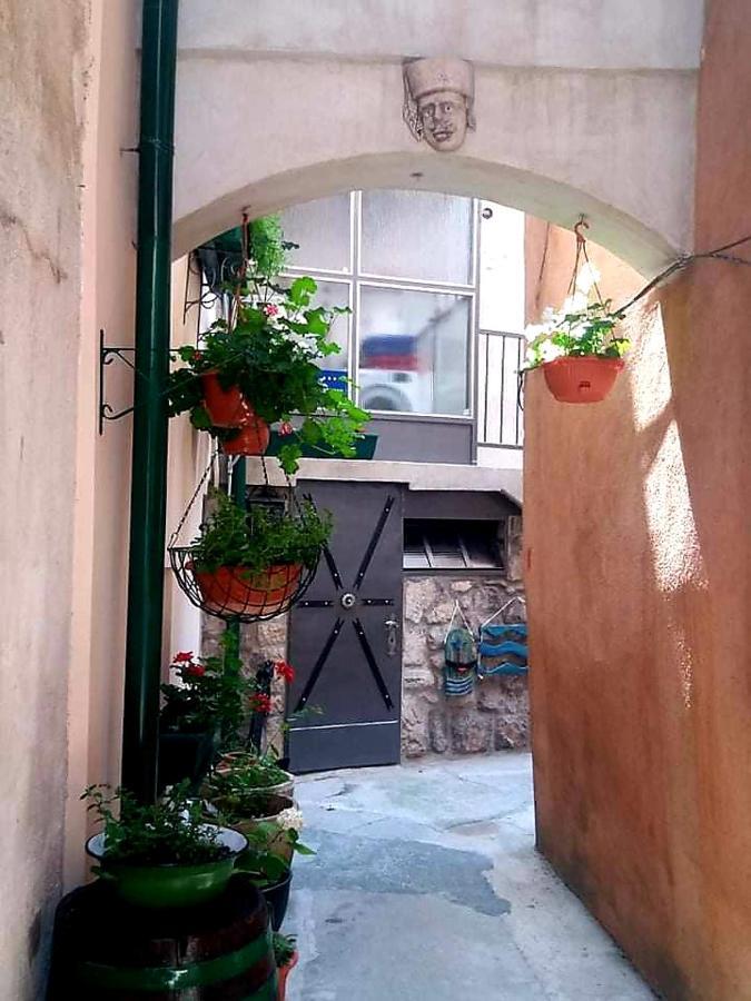 Apartmani Frankopan Senj  Bagian luar foto