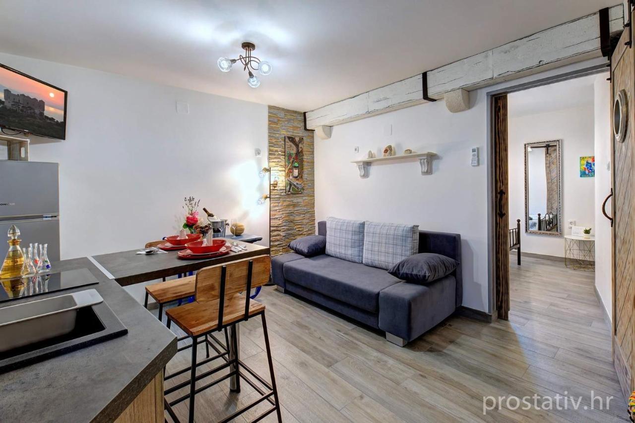 Apartmani Frankopan Senj  Bagian luar foto