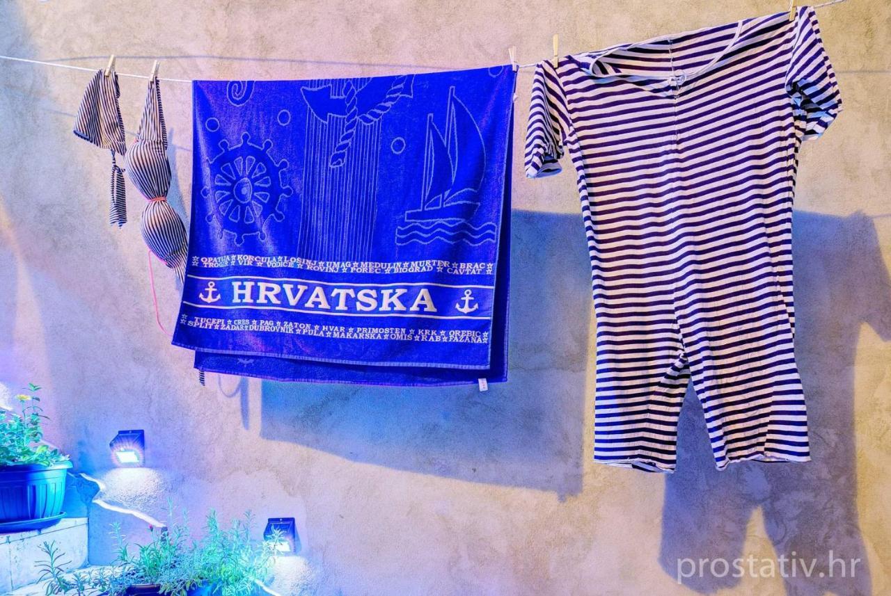 Apartmani Frankopan Senj  Bagian luar foto